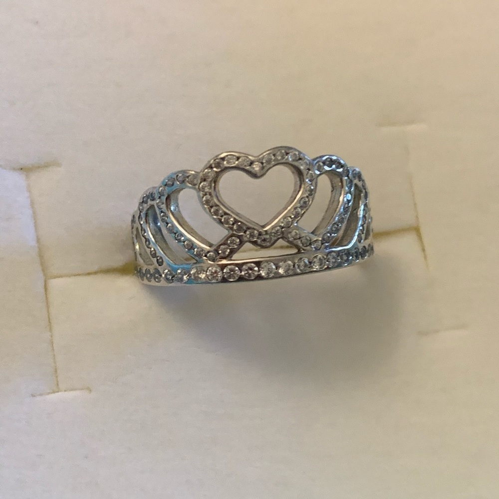 Pandora Hearts Tiara Ring Size 4.5/48